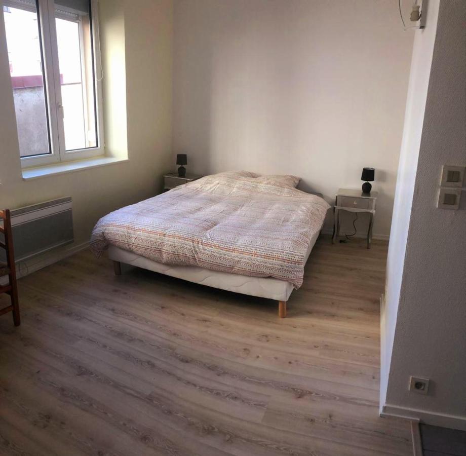 Le Comtois, Studio Au Calme Proche De La Gare Μπεζανσόν Εξωτερικό φωτογραφία